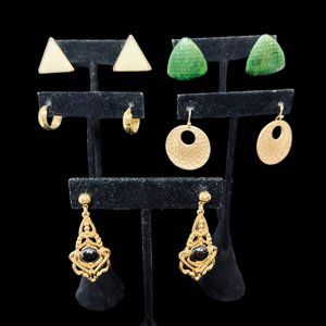 Lot Of 5 Gold Tone Pierced Earrings (5102)